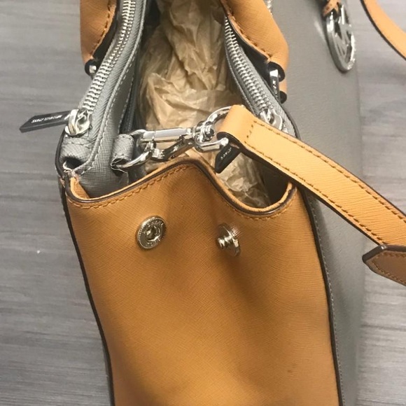 ❌SOLD❌Michael kors Sofia bag - Picture 3 of 8
